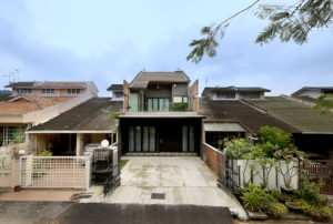 Single-Storey House in TTDI Is Transformed Into an Amazing Double ...
