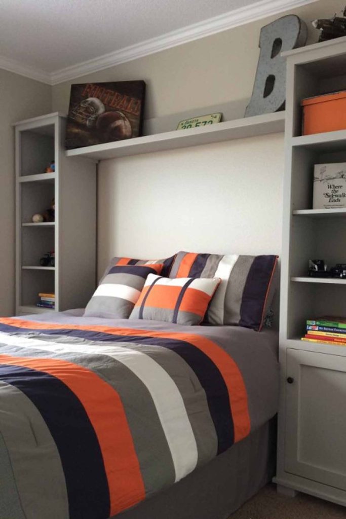 6 Top Tips to Declutter Your Bedroom for a Calm, Relaxing Space